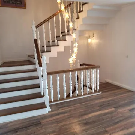 Beyaz Villa